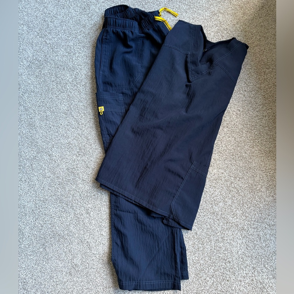 Men's Dark Blue Cargo Pants and Top